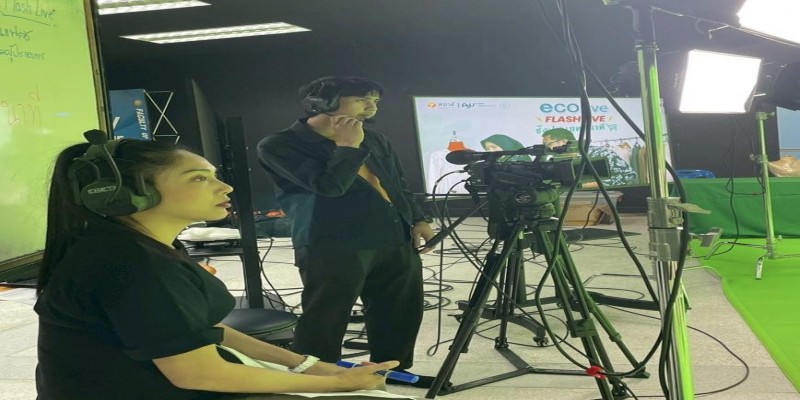 “ช๊อปสนุกทุกนาที EcoTive Flash Live” EP.1  (Theme สวยดี – แฟชั่นมุสลิมะห์และมุสลีมีน)