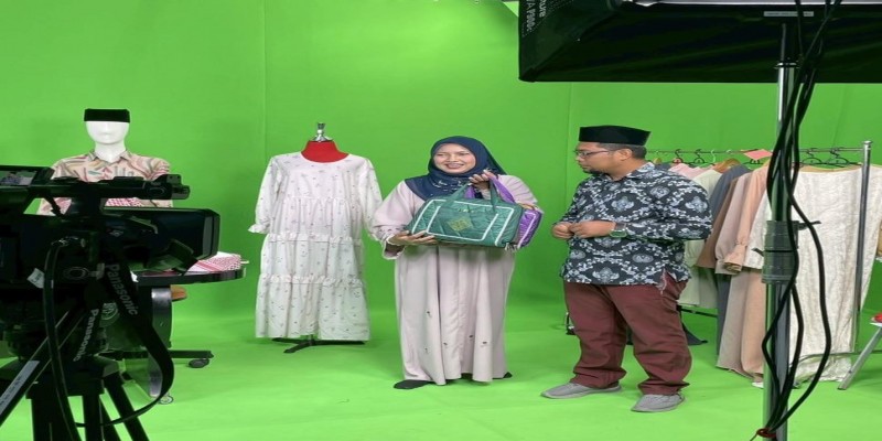 “ช๊อปสนุกทุกนาที EcoTive Flash Live” EP.1  (Theme สวยดี – แฟชั่นมุสลิมะห์และมุสลีมีน)
