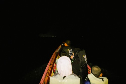 ล่องเรือชมหิ่งห้อย